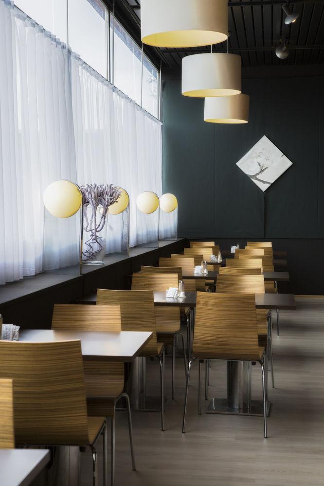 Hampton'S Hotel Namur Wepion ภายนอก รูปภาพ