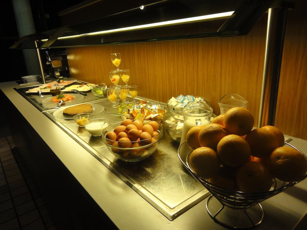 Hampton'S Hotel Namur Wepion ภายนอก รูปภาพ